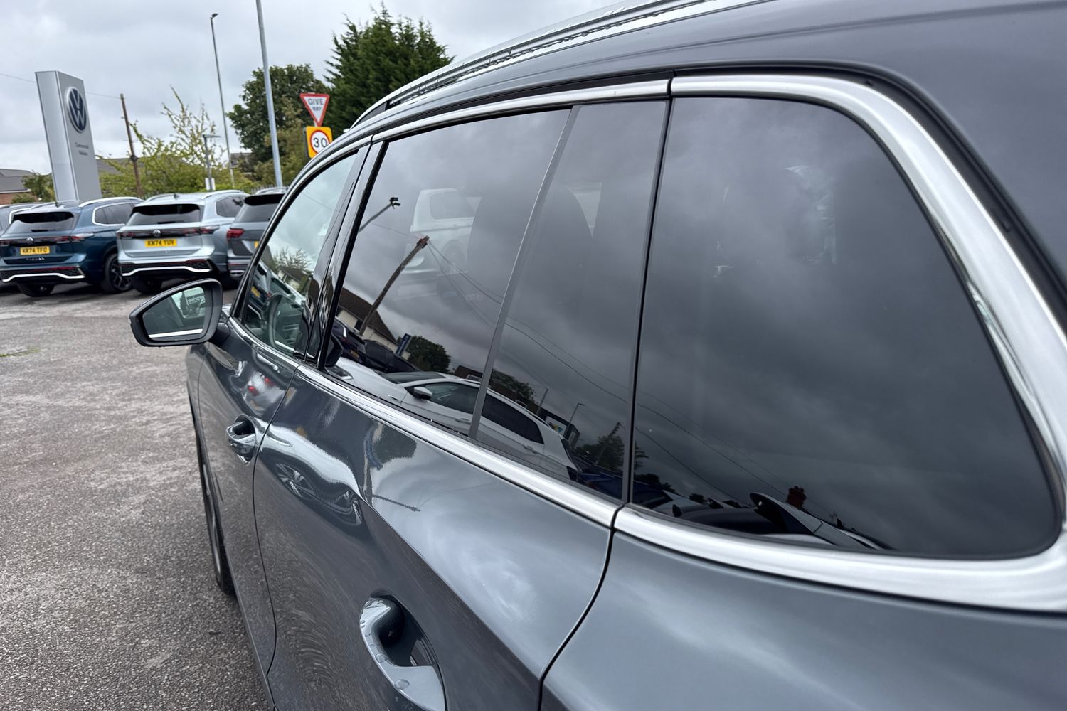 Used Volkswagen Tiguan 2024 for sale - 76985300: Photo 34