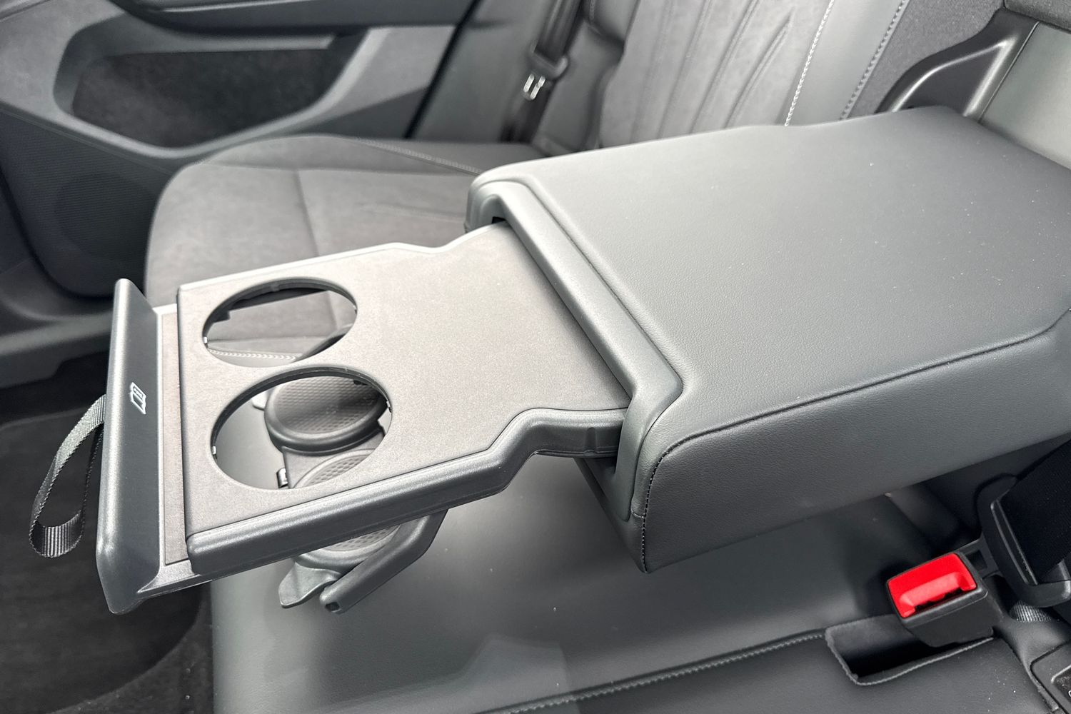 Used Volkswagen Tiguan 2024 for sale - 76985300: Photo 38