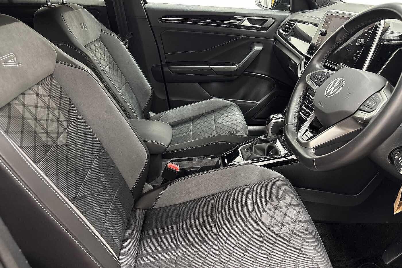 Used Volkswagen T-Roc 2024 for sale - 77138995: Photo 11