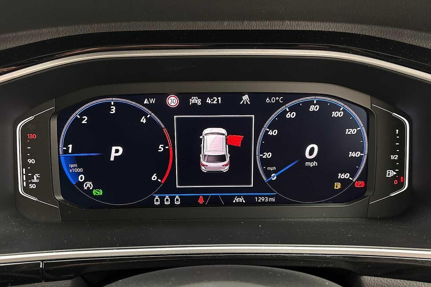 Used Volkswagen T-Roc 2025 for sale - 78001836: Photo 11