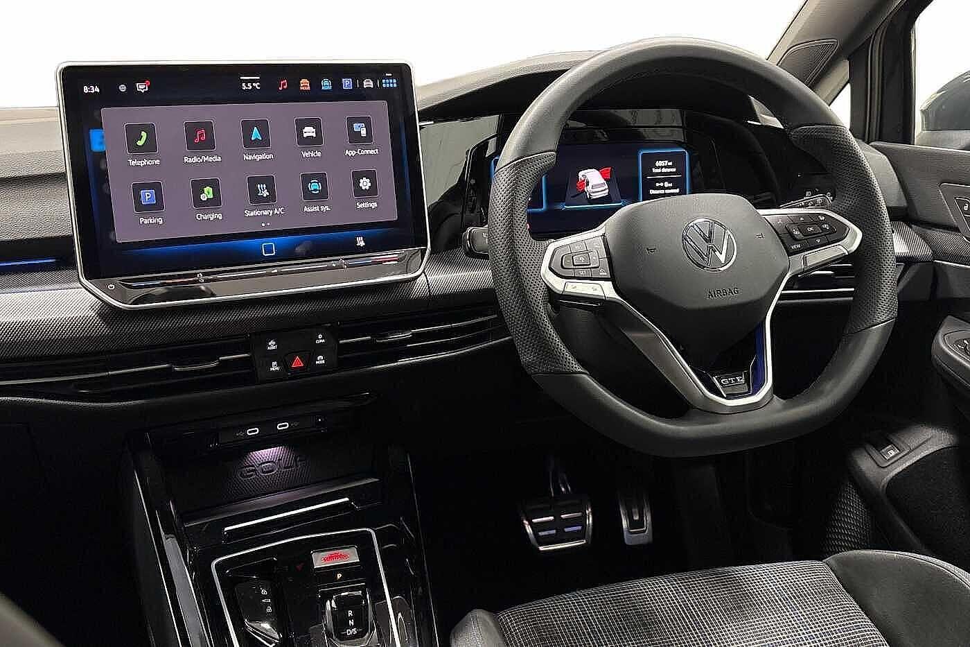 Used Volkswagen Golf 2025 for sale - 76805403: Photo 2