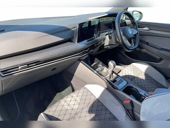 Used Volkswagen Golf 2023 for sale - 77319428: Photo