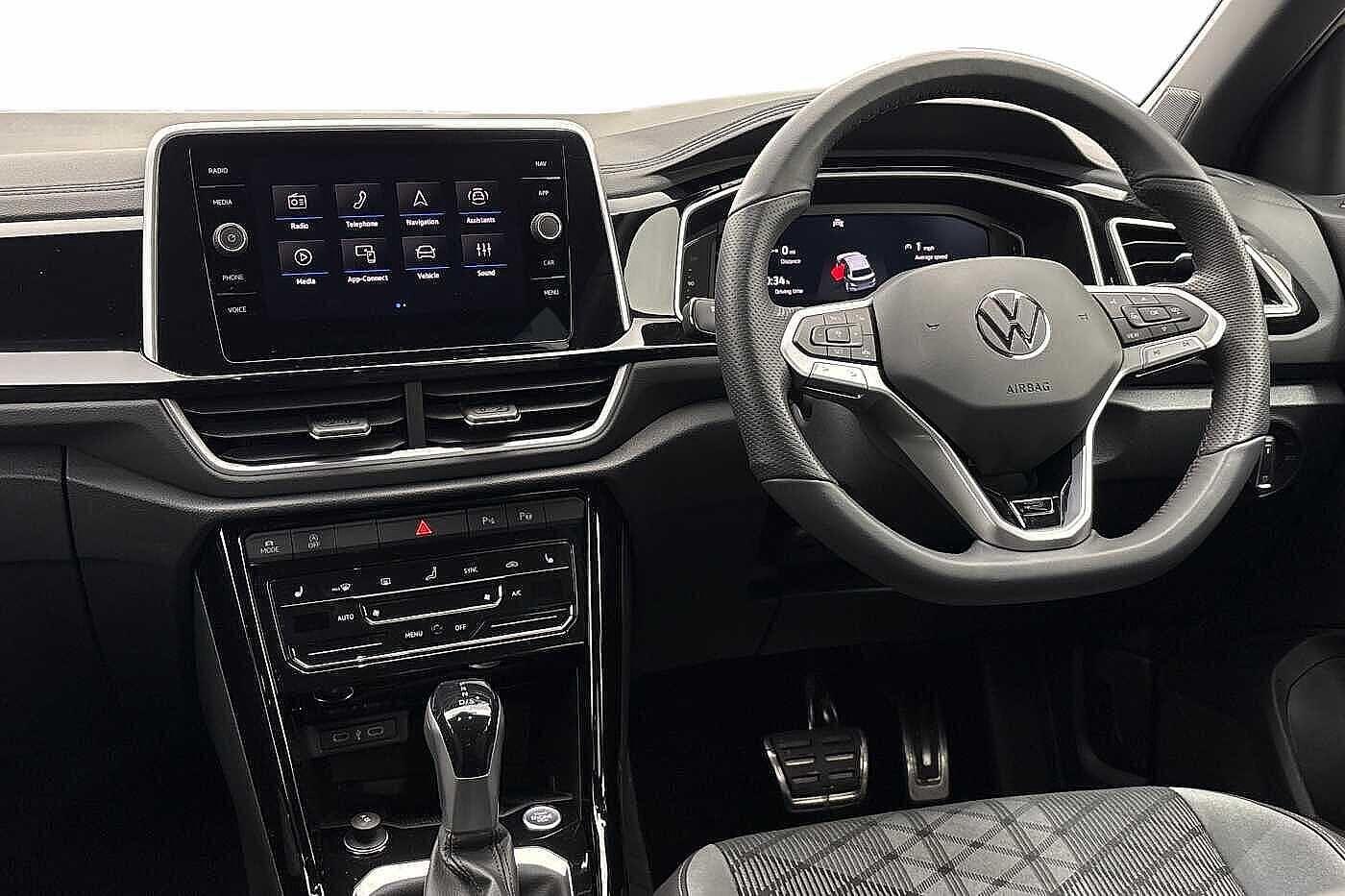 Used Volkswagen T-Roc 2025 for sale - 77791765: Photo 2