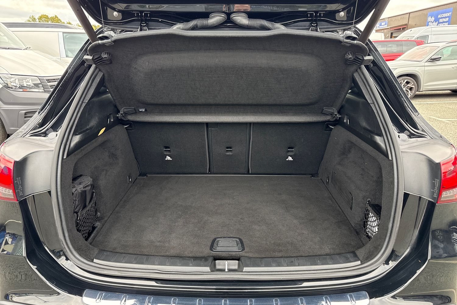 Used Mercedes-Benz GLA 2023 for sale - 76232543: Photo 7