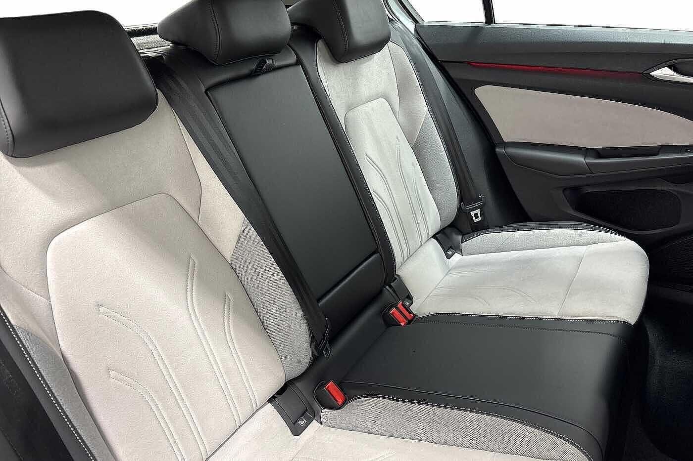 Used Volkswagen Golf 2025 for sale - 76395426: Photo 10