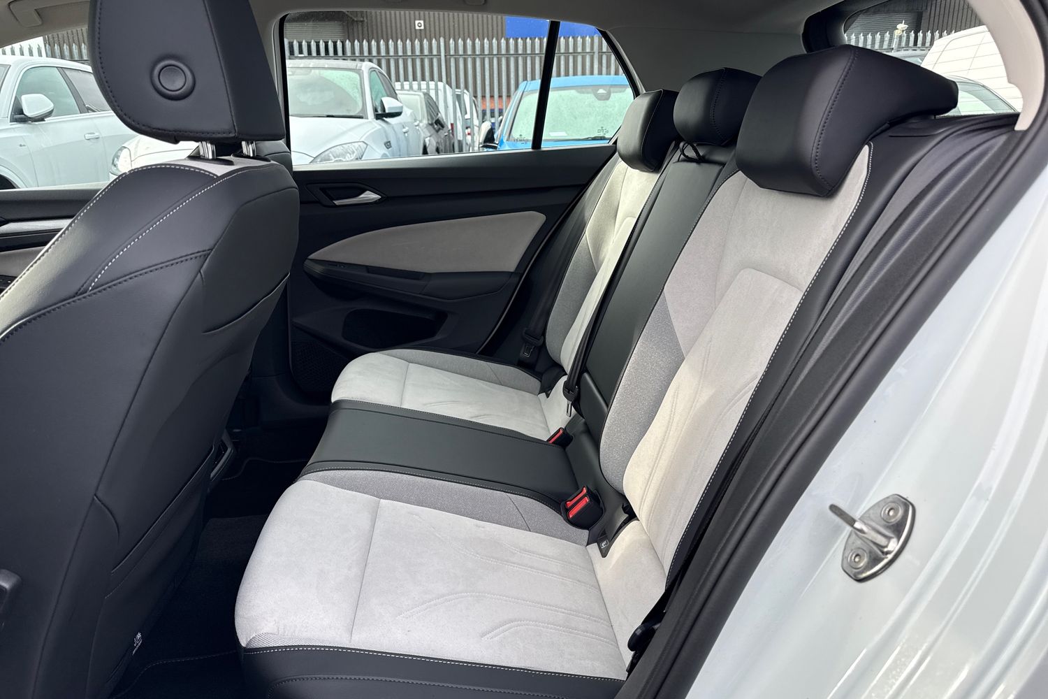 Used Volkswagen Golf 2025 for sale - 76395426: Photo 35