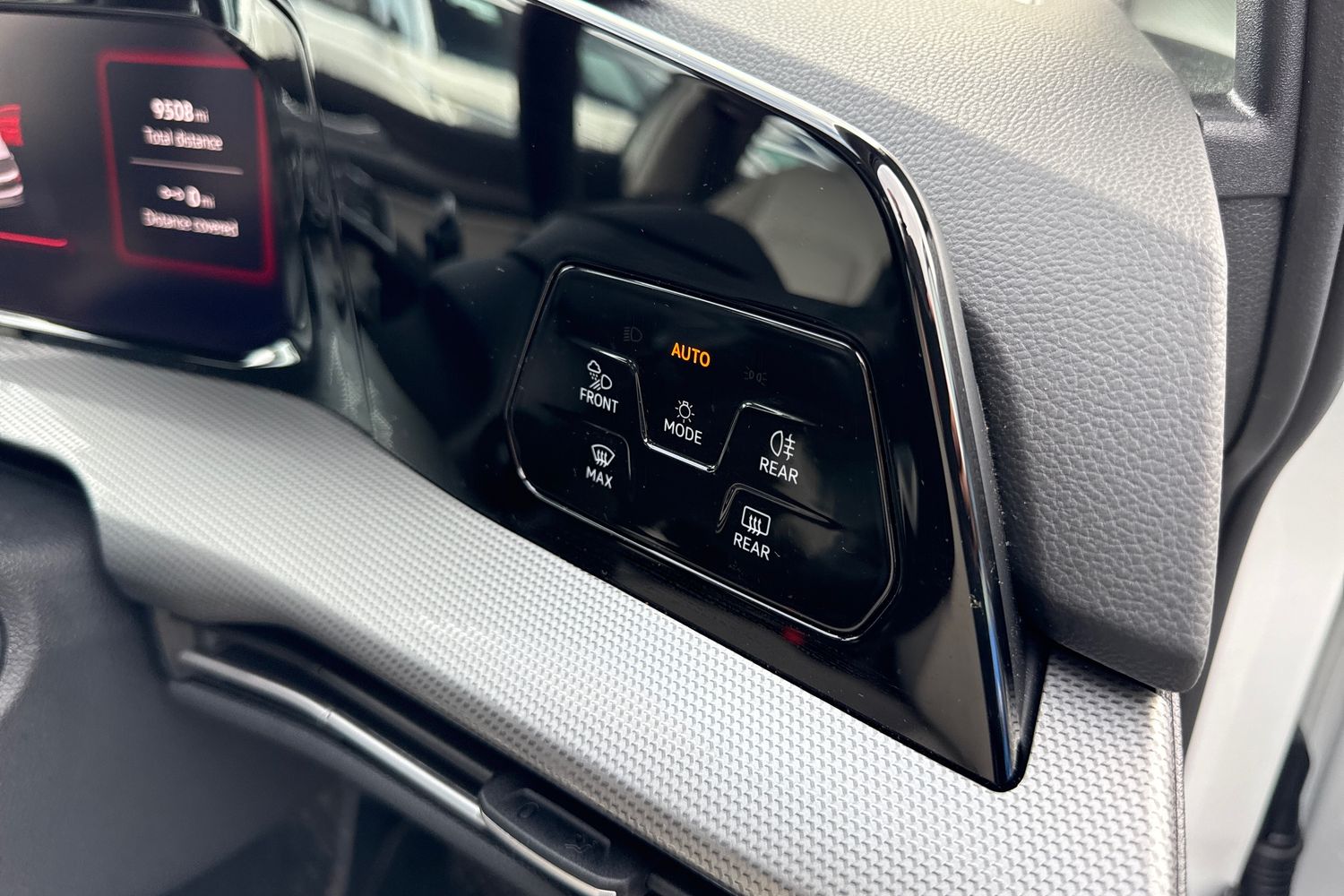 Used Volkswagen Golf 2025 for sale - 76395426: Photo 39