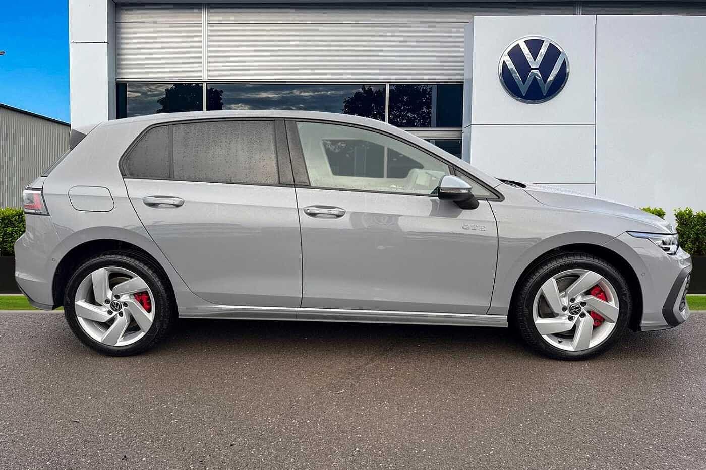 Used Volkswagen Golf 2025 for sale - 77337069: Photo 3