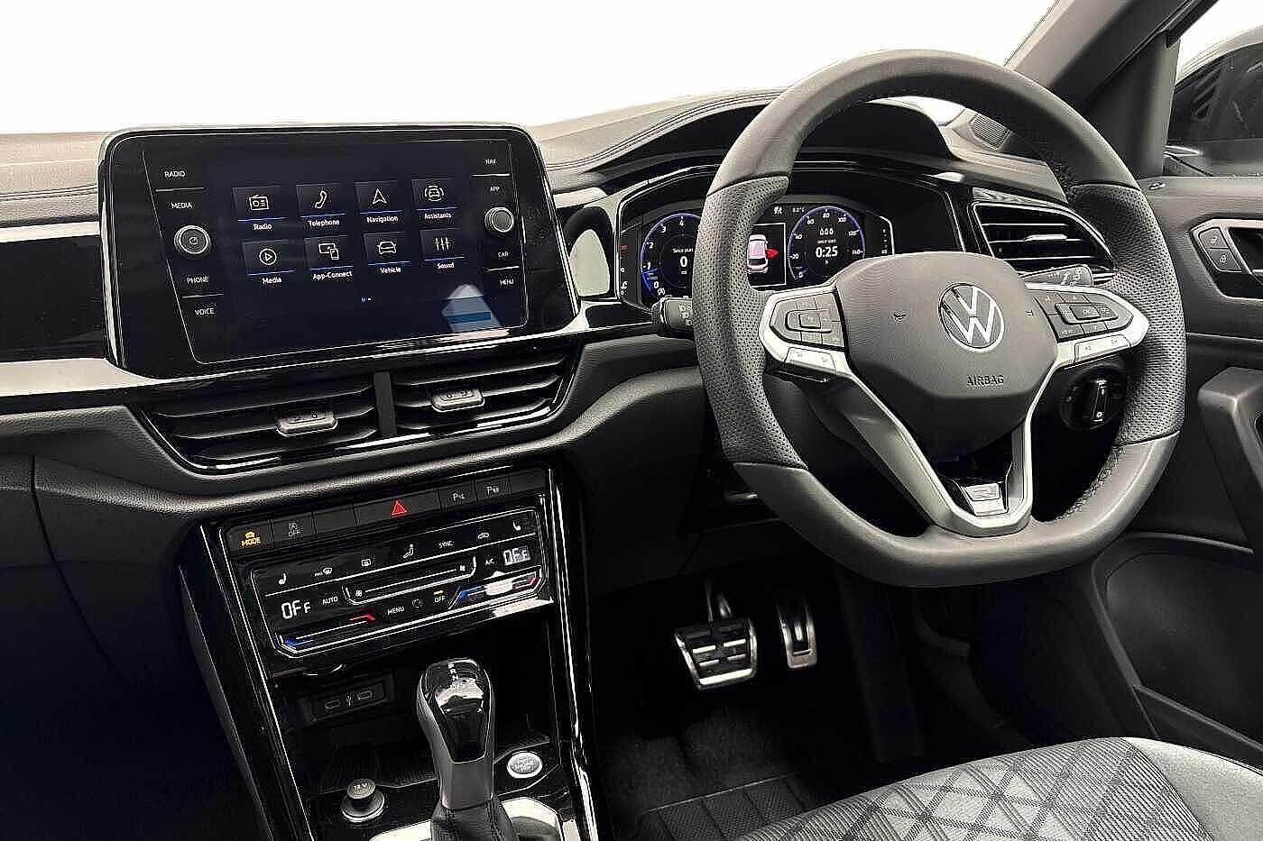 Used Volkswagen T-Roc 2025 for sale - 77161465: Photo 2