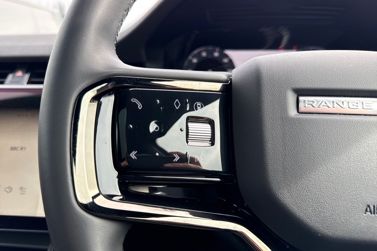 Used Land Rover Range Rover Evoque 2023 for sale - 78001749: Photo 47