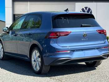 Used Volkswagen Golf 2025 for sale - 74502231: Photo
