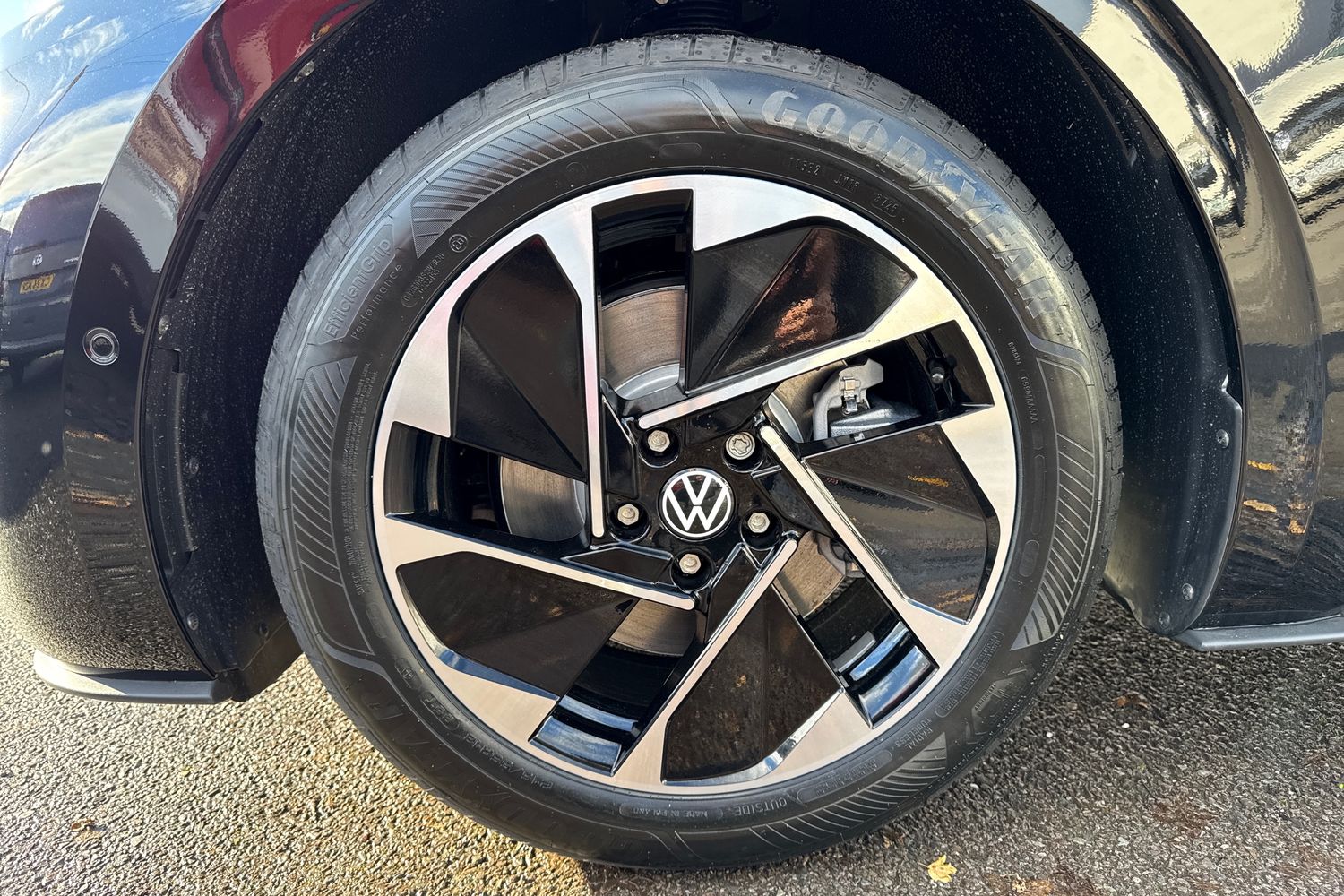 Used Volkswagen ID.3 2025 for sale - 76617129: Photo 10