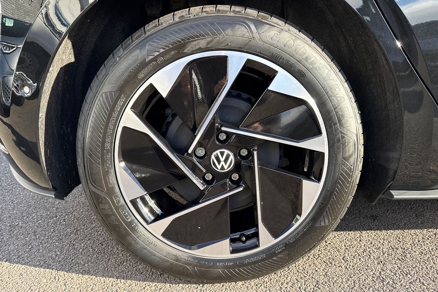Used Volkswagen ID.3 2025 for sale - 76617129: Photo 12