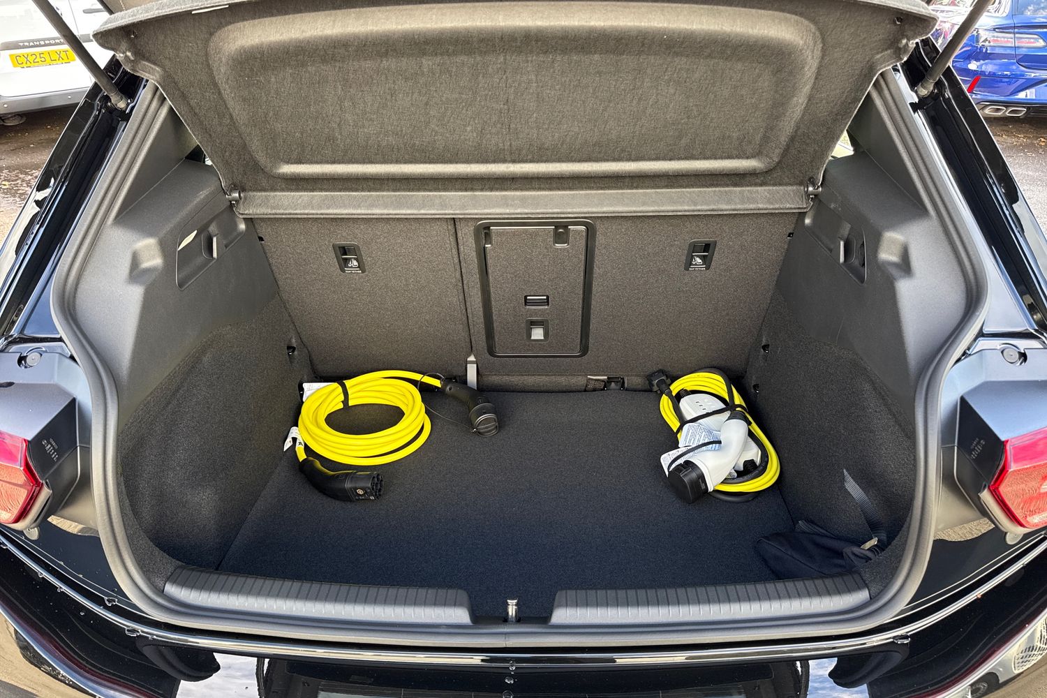 Used Volkswagen ID.3 2025 for sale - 76617129: Photo 6