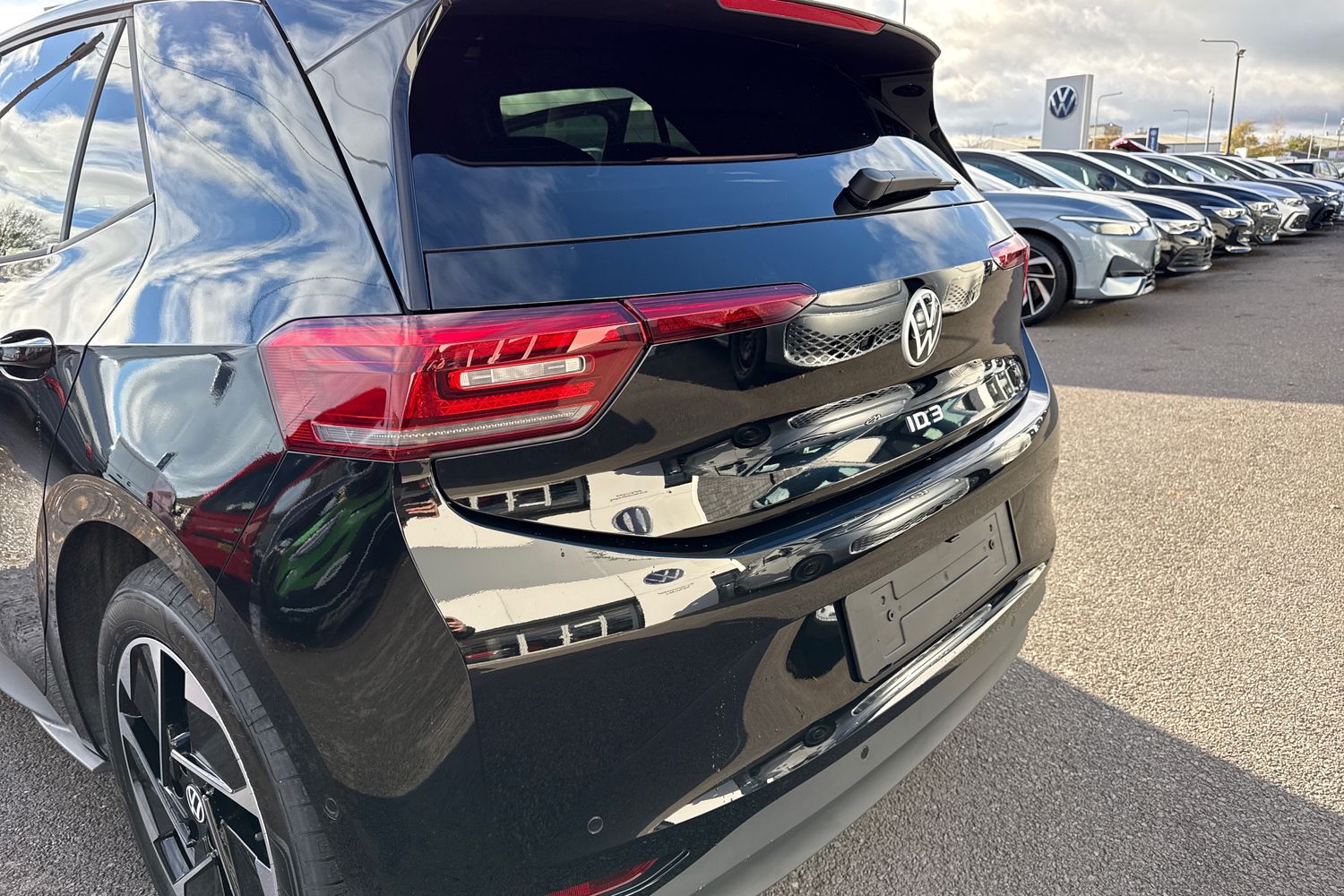 Used Volkswagen ID.3 2025 for sale - 76617129: Photo 7