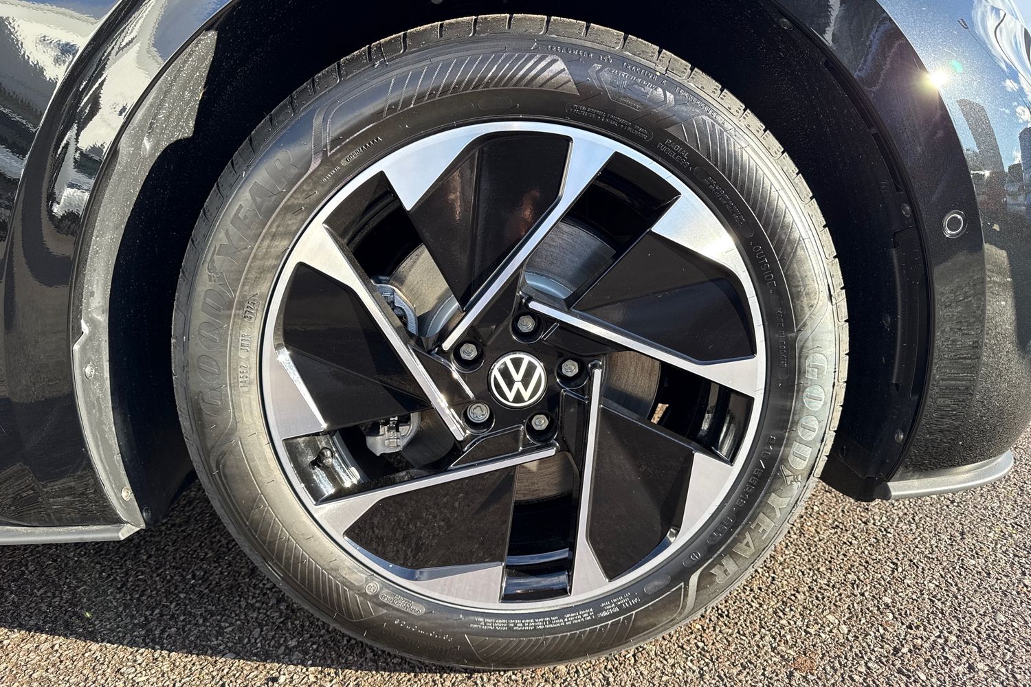 Used Volkswagen ID.3 2025 for sale - 76617129: Photo 9
