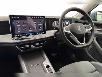 Used Volkswagen Passat 2025 for sale - 78532259: Photo