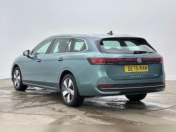 Used Volkswagen Passat 2025 for sale - 78532259: Photo
