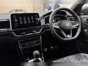 Used Volkswagen T-Roc 2025 for sale - 76836340: Photo