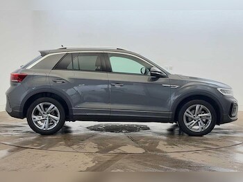 Used Volkswagen T-Roc 2025 for sale - 76836340: Photo