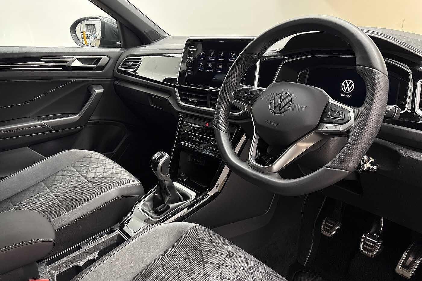 Used Volkswagen T-Roc 2025 for sale - 76836340: Photo 6