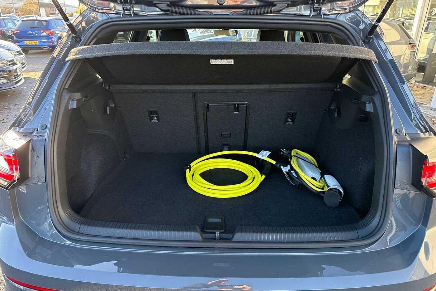 Used Volkswagen Golf 2025 for sale - 78055880: Photo 10