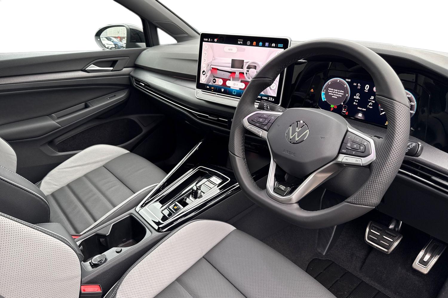 Used Volkswagen Golf 2025 for sale - 76844561: Photo 13