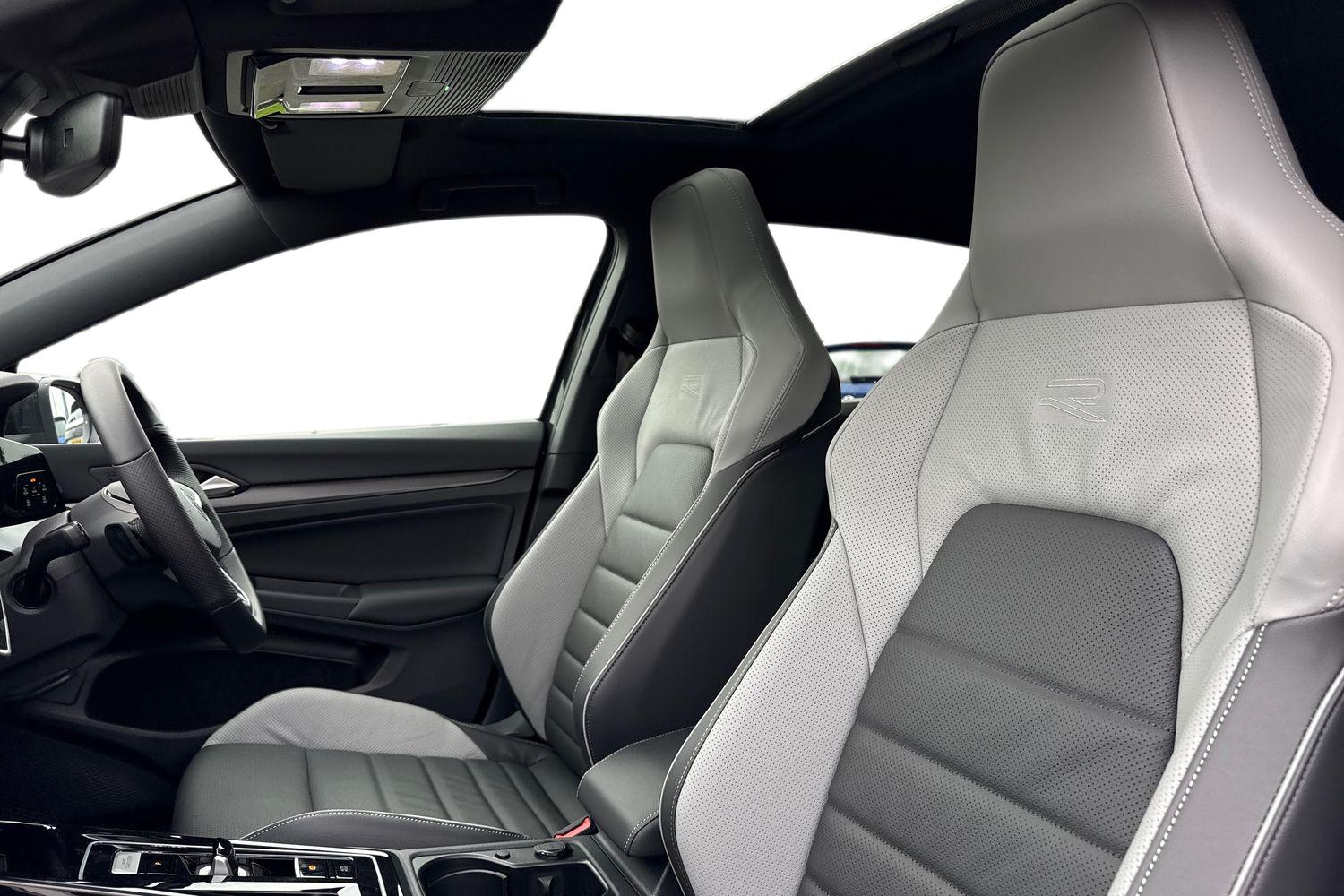 Used Volkswagen Golf 2025 for sale - 76844561: Photo 15