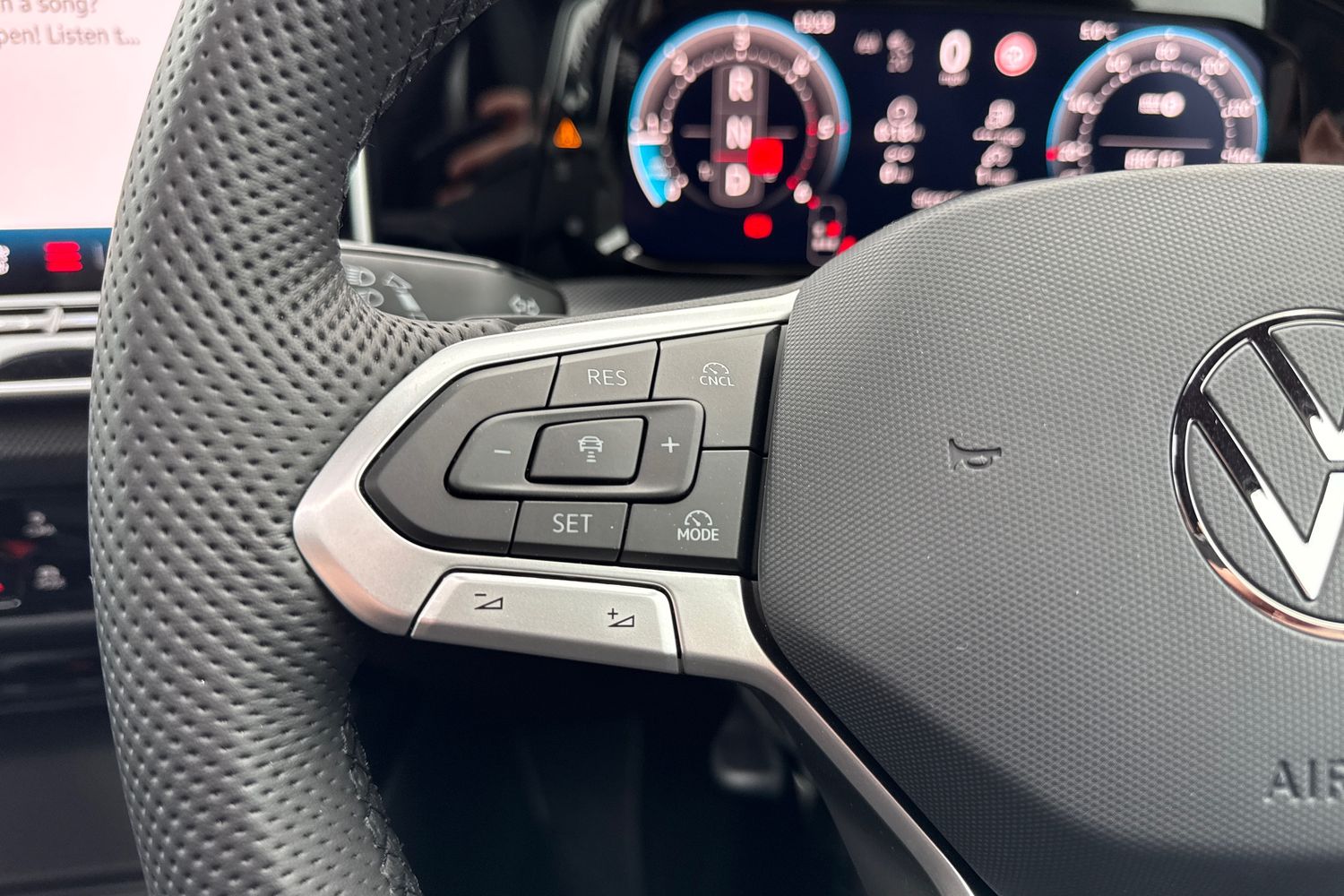 Used Volkswagen Golf 2025 for sale - 76844561: Photo 40