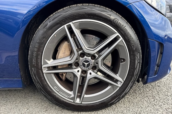 Used Mercedes-Benz C Class 2019 for sale - 76304795: Photo 10