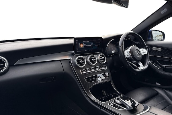 Used Mercedes-Benz C Class 2019 for sale - 76304795: Photo 15