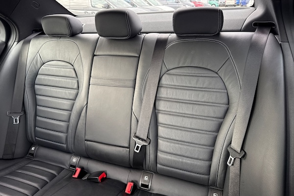 Used Mercedes-Benz C Class 2019 for sale - 76304795: Photo 19