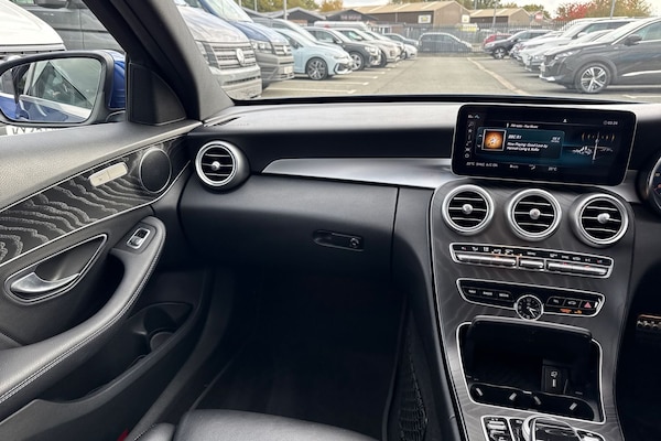Used Mercedes-Benz C Class 2019 for sale - 76304795: Photo 20