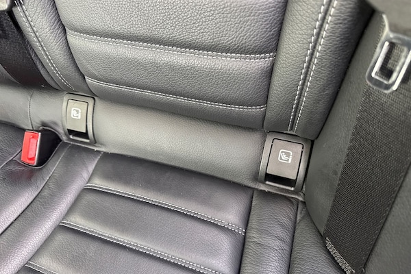Used Mercedes-Benz C Class 2019 for sale - 76304795: Photo 33