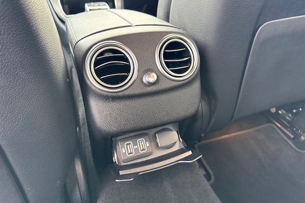 Used Mercedes-Benz C Class 2019 for sale - 76304795: Photo 34