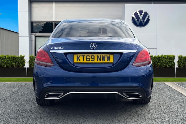 Used Mercedes-Benz C Class 2019 for sale - 76304795: Photo 4