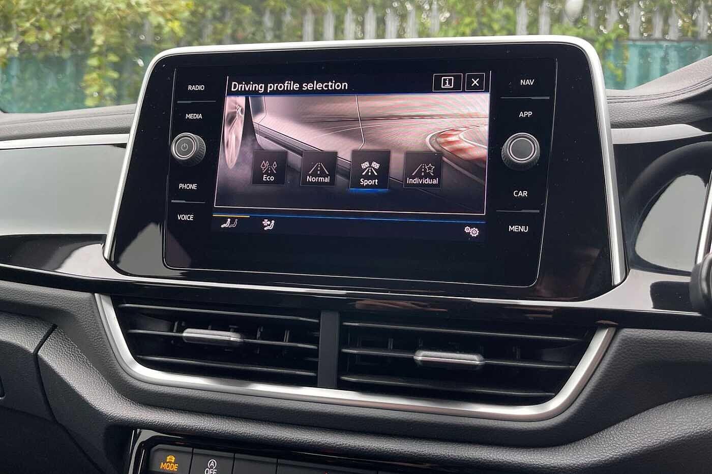 Used Volkswagen T-Roc 2022 for sale - 78029552: Photo 29