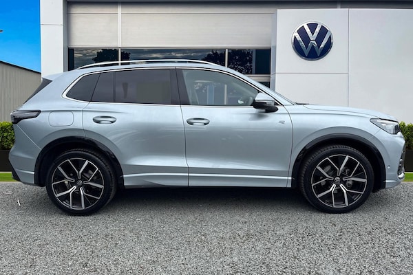 Used Volkswagen Tiguan 2024 for sale - 75694397: Photo 3