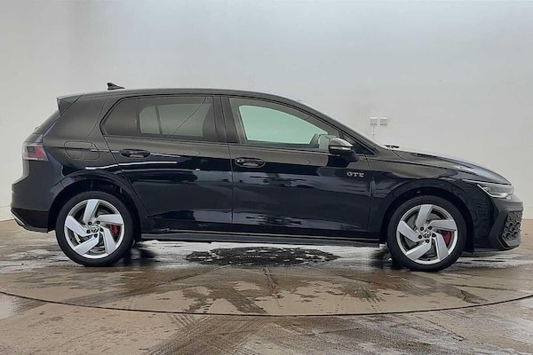 Used Volkswagen Golf 2025 for sale - 76194062: Photo 4