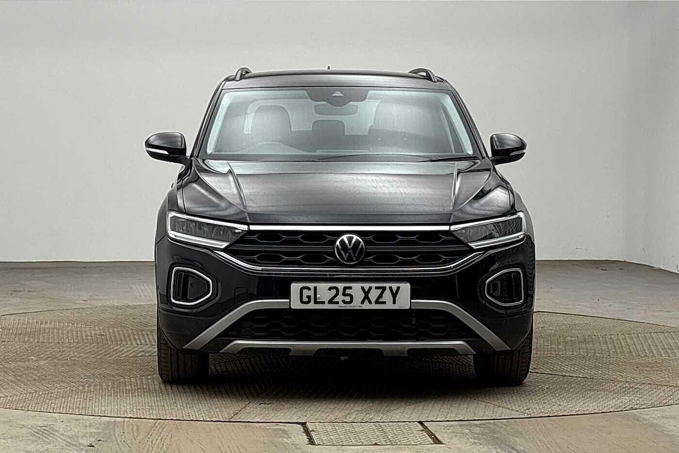 Used Volkswagen T-Roc 2025 for sale - 78001660: Photo 8