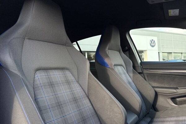 Used Volkswagen Golf 2025 for sale - 76288304: Photo 24