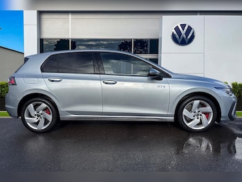 Used Volkswagen Golf 2025 for sale - 76288304: Photo 3