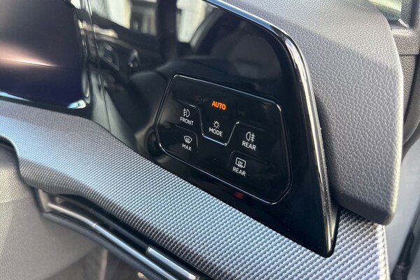 Used Volkswagen Golf 2025 for sale - 76288304: Photo 40