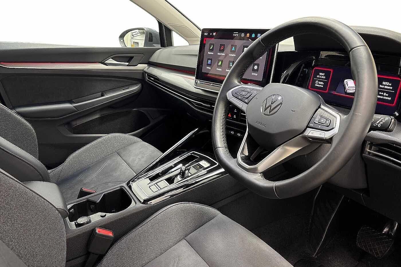 Used Volkswagen Golf 2025 for sale - 76820104: Photo 7