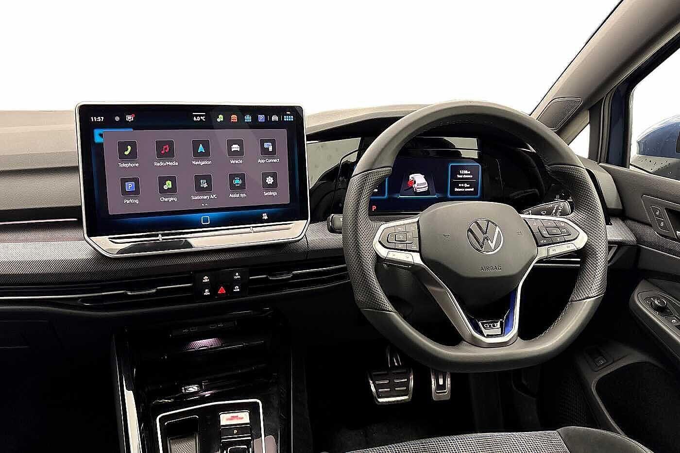 Used Volkswagen Golf 2025 for sale - 77582626: Photo 2