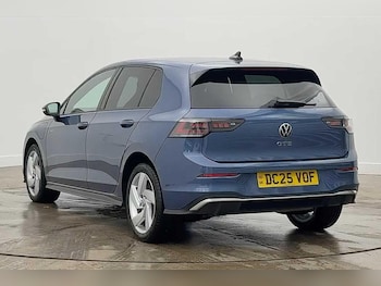 Used Volkswagen Golf 2025 for sale - 77582626: Photo