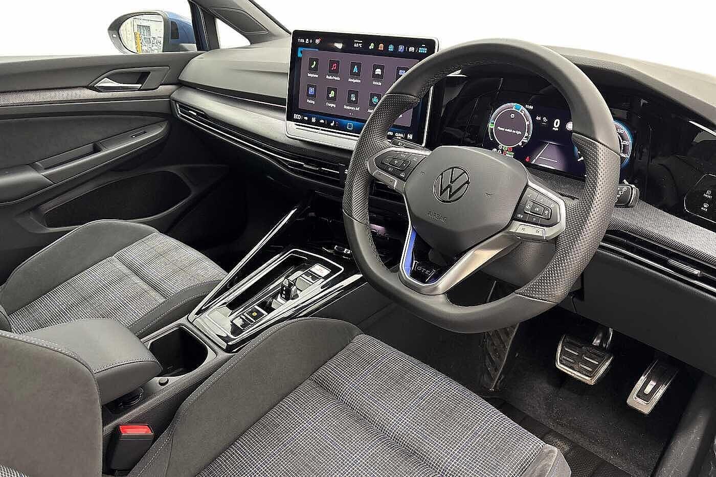 Used Volkswagen Golf 2025 for sale - 77582626: Photo 6