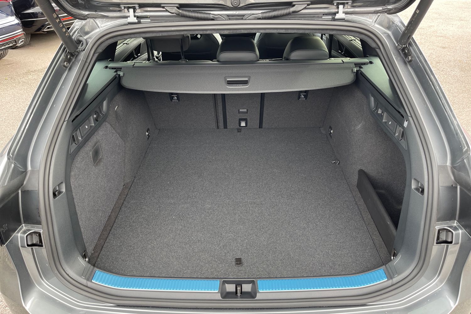 Used Volkswagen Passat 2025 for sale - 76774572: Photo 9