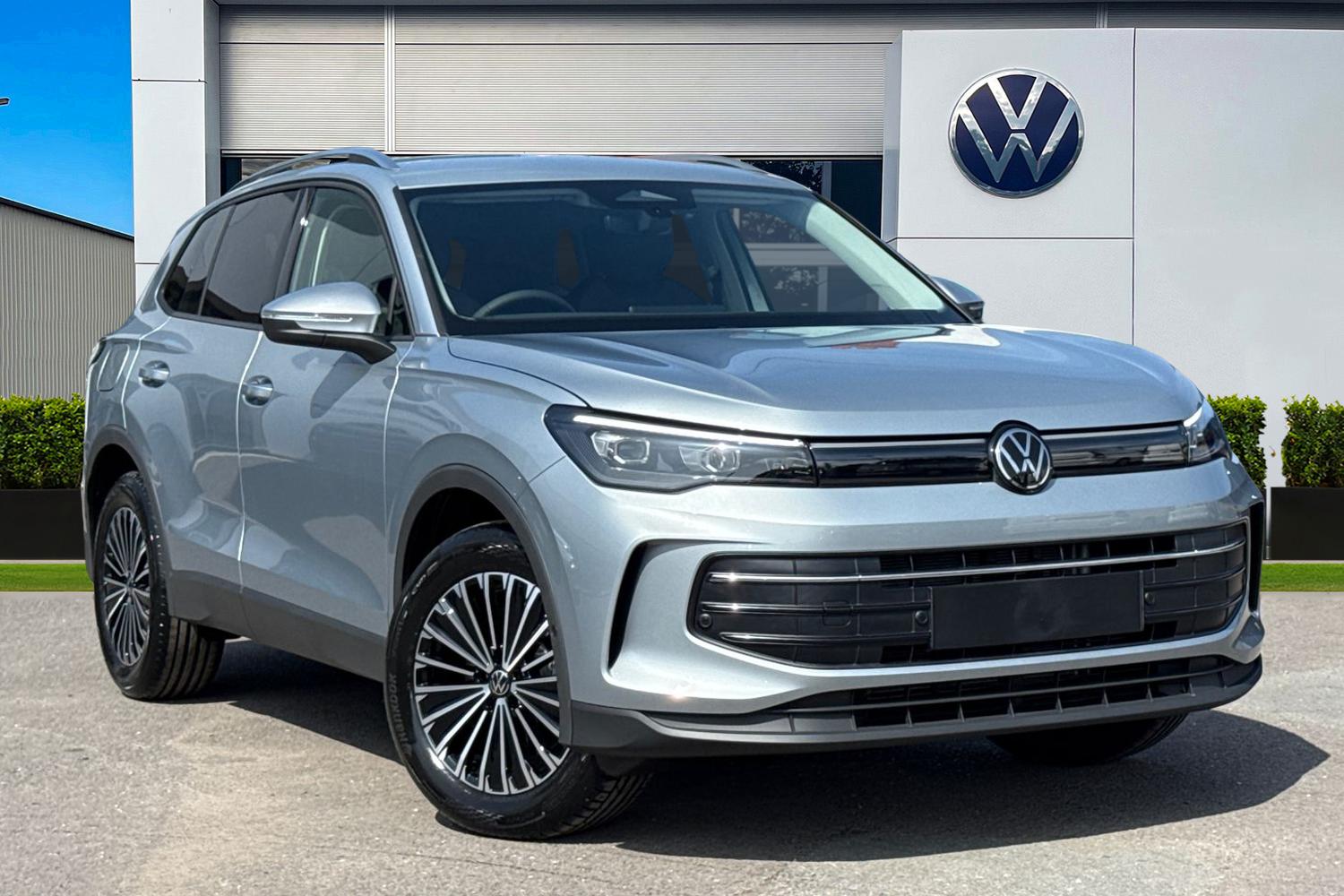 Used Volkswagen Tiguan 2025 for sale - 76535284: Photo 1