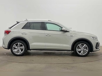 Used Volkswagen T-Roc 2025 for sale - 79366891: Photo